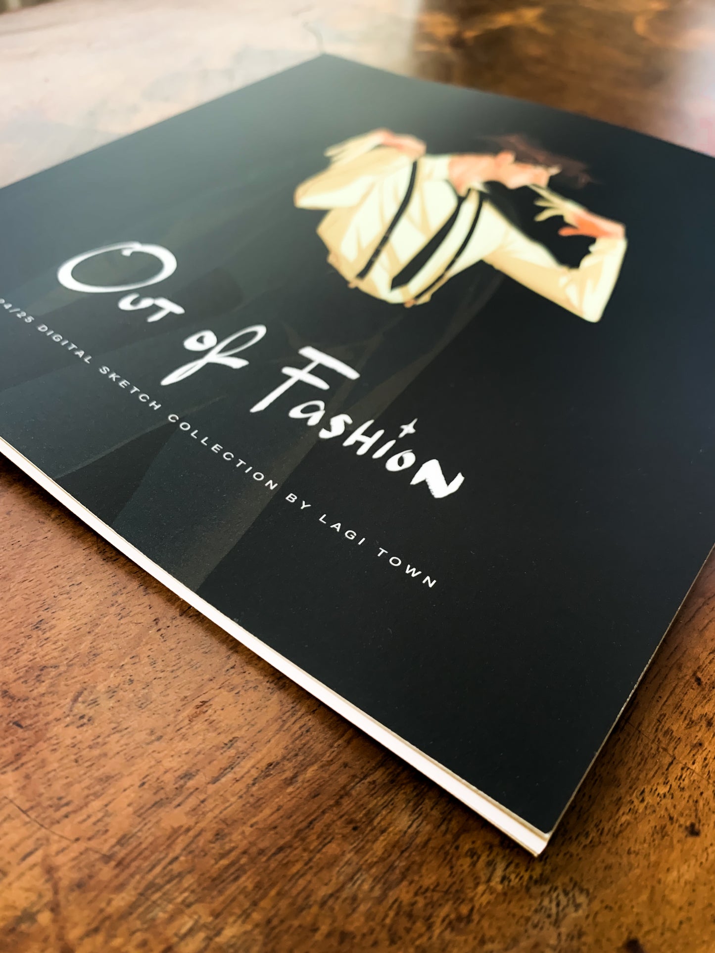 「Out of Fashion」Art Book